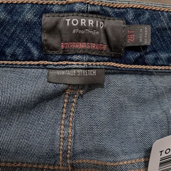 Torrid Boyfriend Straight Vintage Stretch Distressed Mid Rise Jean Size 26 Tall - Picture 6 of 16